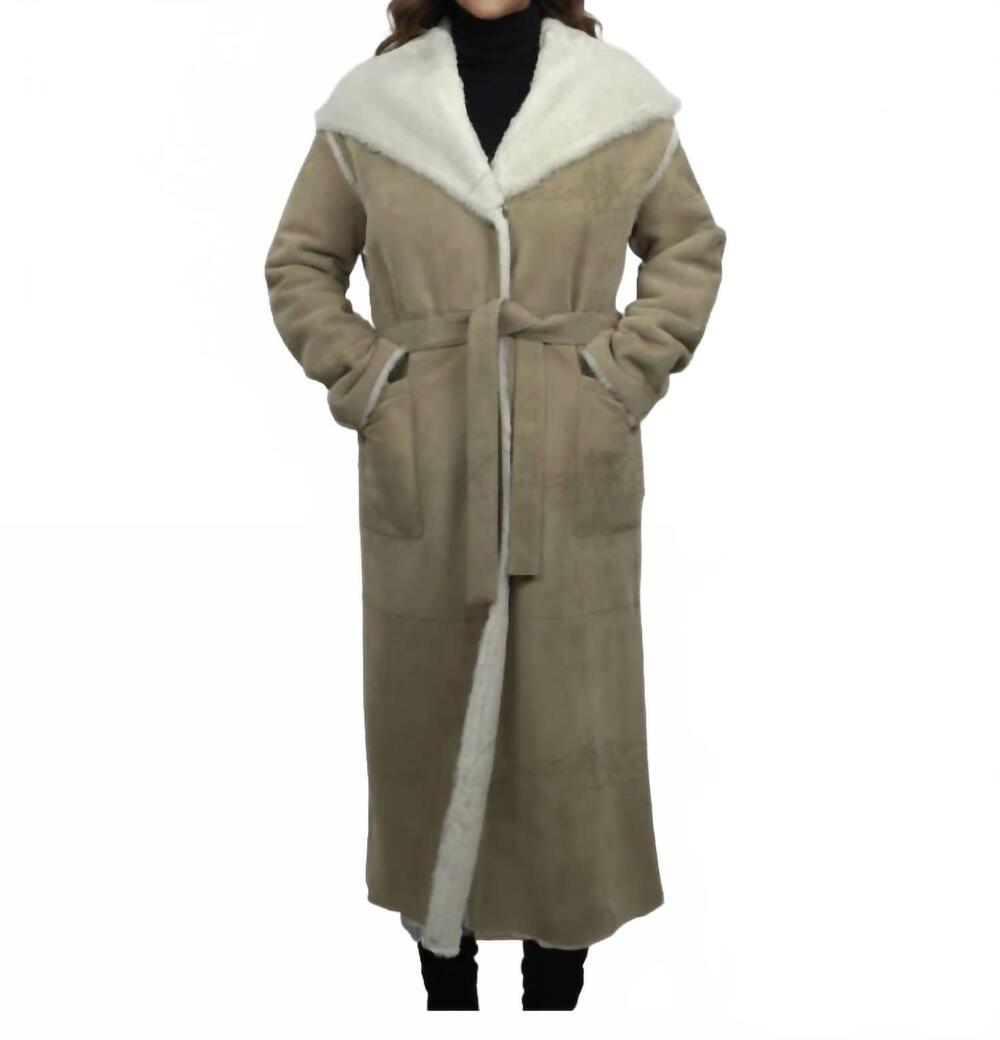 NEW LUSSO BENI ripple coat in beige